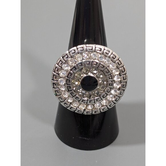Premier Designs Cinema Ring Greek Key Crystal Cocktail Statement Size 8 - Picture 4 of 8